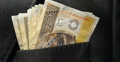 Jak bezpiecznie wybrać pożyczkę? Oto kilka wskazówek