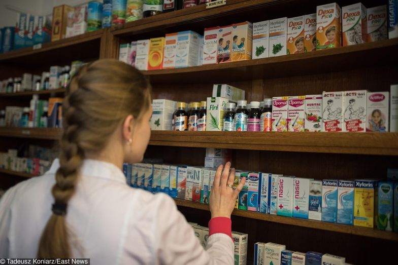Blisko 90 proc. magistrów farmacji i techników farmaceutycznych w Polsce to kobiety