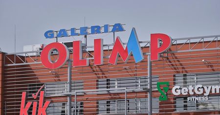Tragedia w Galerii Olimp. Mężczyzna podszedł do barierki i skoczył. Nie udało się go uratować