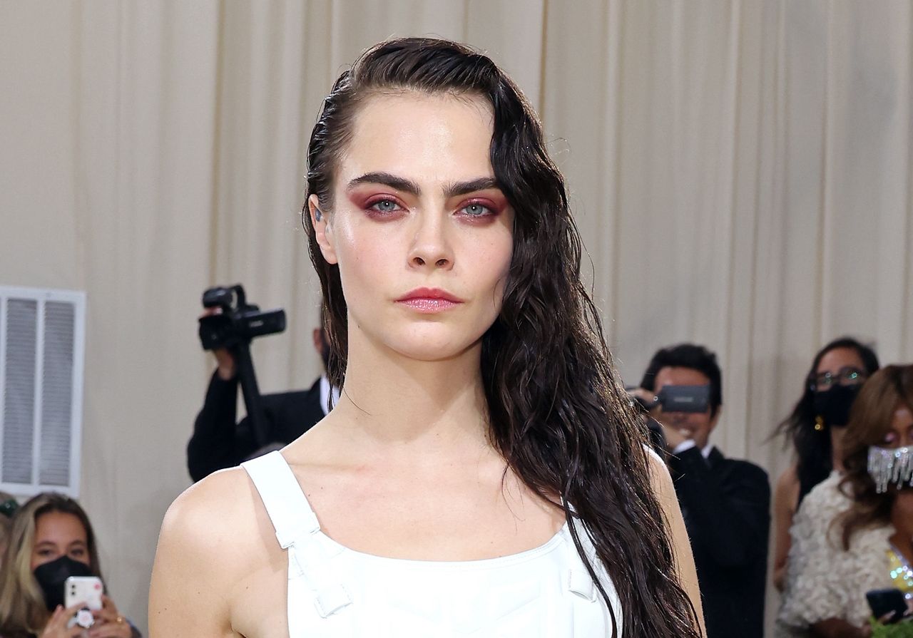 Cara Delevingne na gali MET 2021 