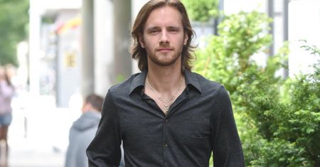 Maciej Musiał zachęca do udziału w protestach. W komentarzach zawrzało