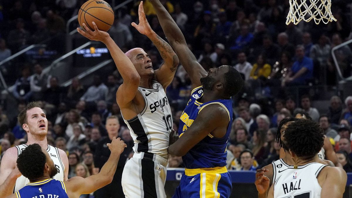 Getty Images / John G. Mabanglo / Na zdjęciu: Jeremy Sochan