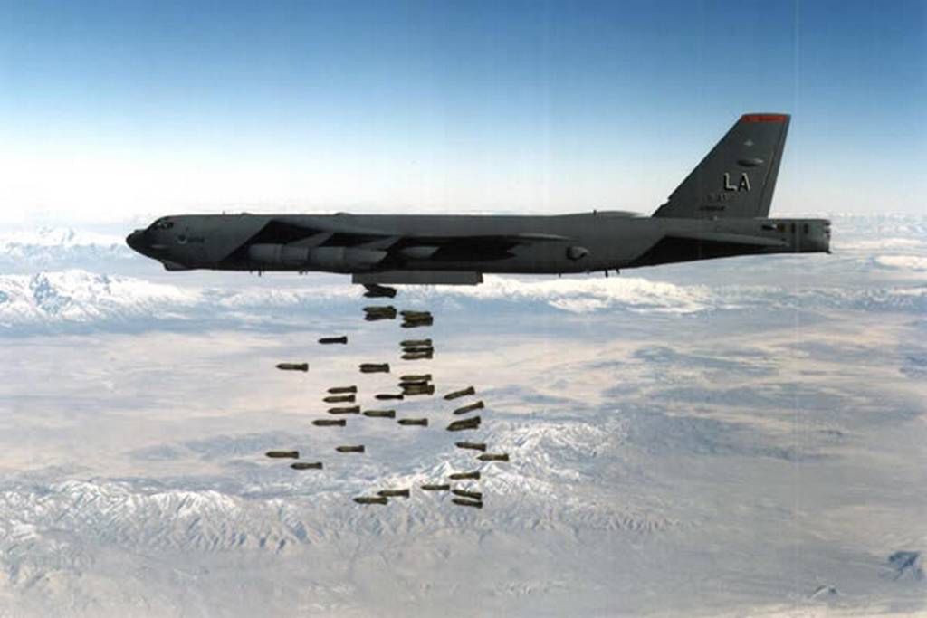 Niezwykłe konstrukcje [cz. 20]. B-52 Stratofortress - 60-letni weteran 24