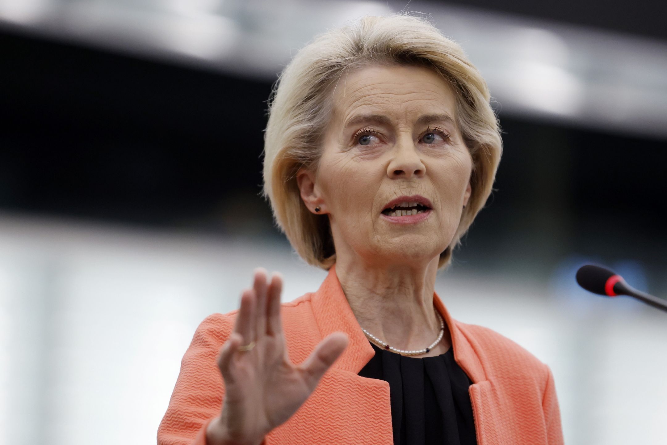 European Commission President Ursula von der Leyen delivers a speech during the motion of censure of the Commission at the European Parliament in Strasbourg, France, 07 July 2025. EPA/GUILLAUME HORCAJUELO Dostawca: PAP/EPA.