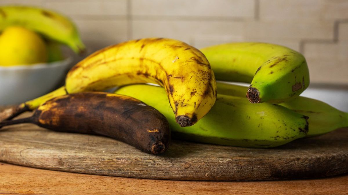 Banan z brązowymi plamkami zawiera tyle samo magnezu i potasu