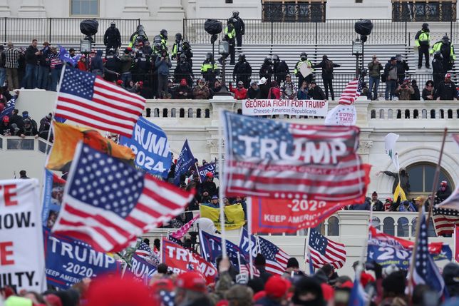 USA. Trump wzywa do spokoju