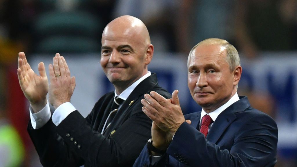 Zdjęcie okładkowe artykułu: Getty Images /  / Na zdjęciu: Gianni Infantino i Władimir Putin
