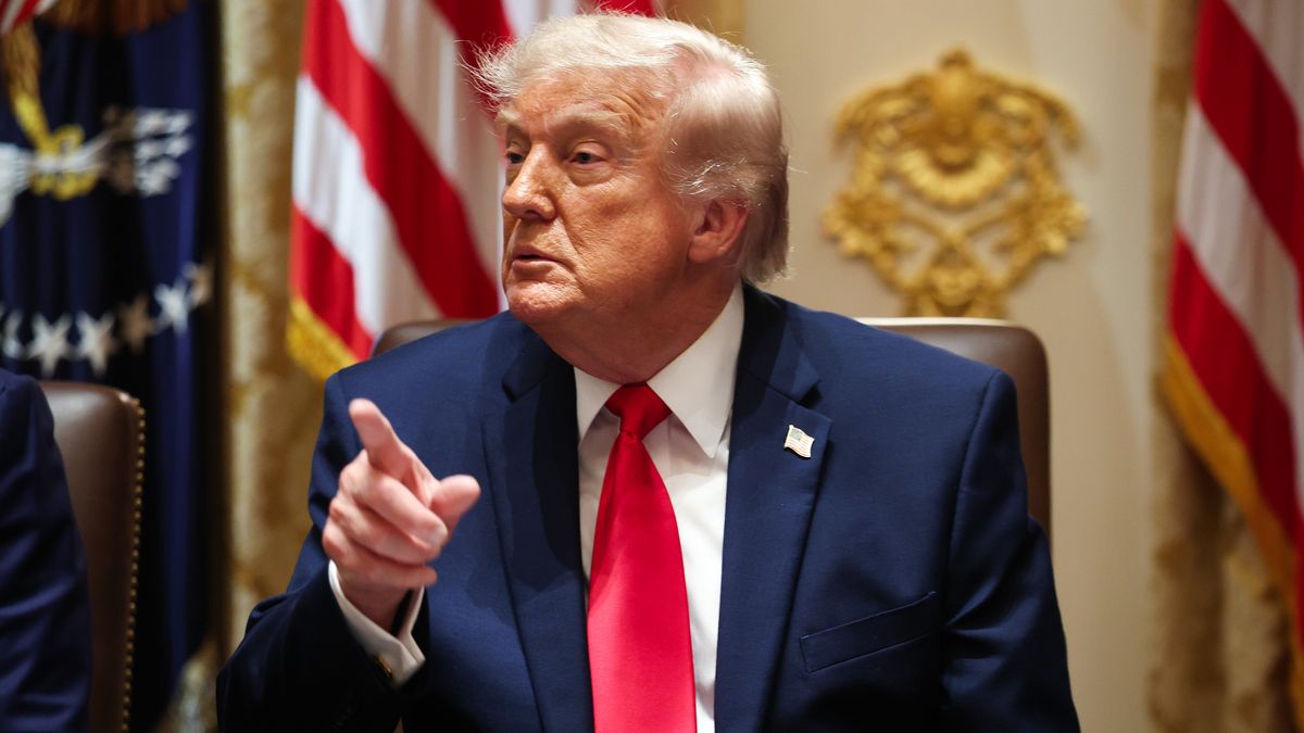 WASHINGTON, DC - MAY 27: U.S. President Donald Trump takes questions from reporters during a Cabinet meeting in the Cabinet Room of the White House on May 27, 2026 in Washington, DC. Trump meets with his Cabinet days after saying a peace deal with Iran was “largely negotiated” amid expectations around the re-opening the Strait of Hormuz. (Photo by Win McNamee/Getty Images)