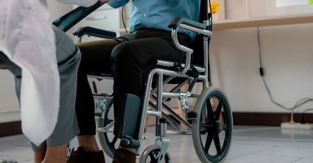 Szpital chce zrezygnować z leczenia SM. "Sytuacja jest patowa"