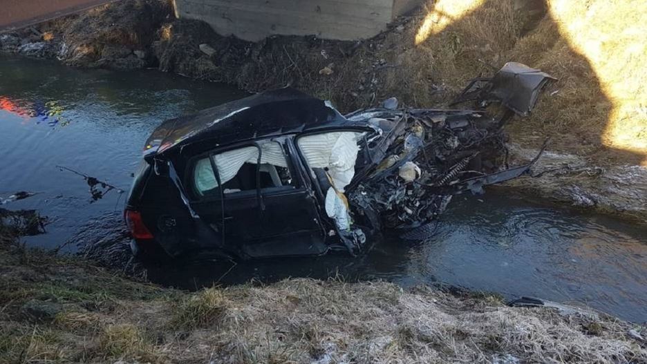 Skrzyszów. Tragiczny wypadek. Auto znaleźli w potoku