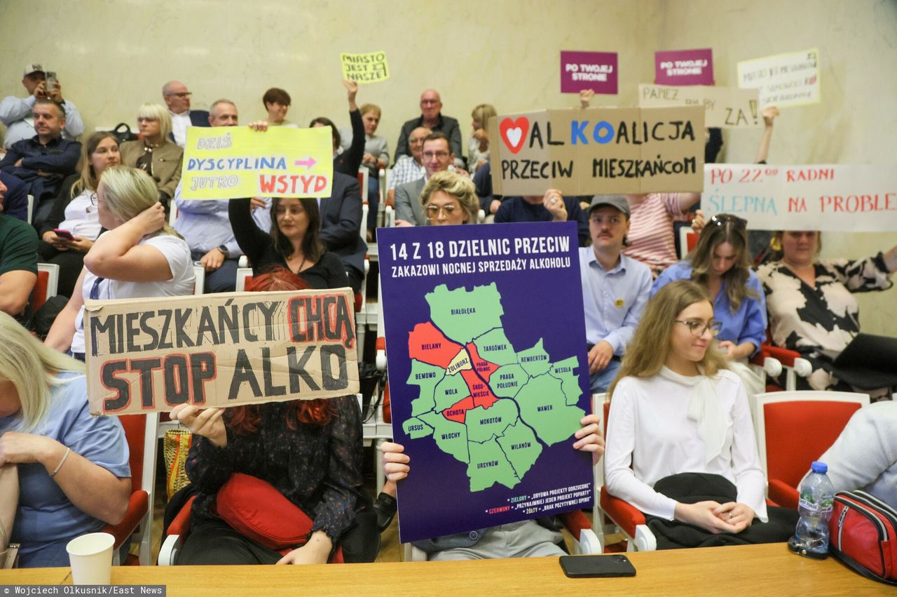 "Hańba, hańba!". Radni za nocną prohibicją w dwóch dzielnicach Warszawy