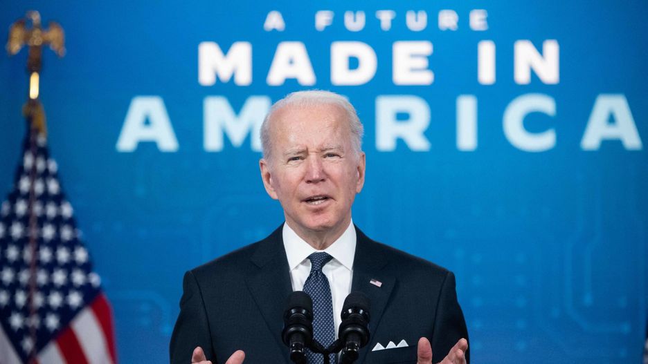 arch49
US President Joe Biden speaks about Intel's announcement that they will open a new $20 billion factory outside Columbus, Ohio, during a speech about rebuilding supply chains in the South Court Auditorium of the White House campus in Washington, DC, January 21, 2022. (Photo by SAUL LOEB / AFP)
SAUL LOEB