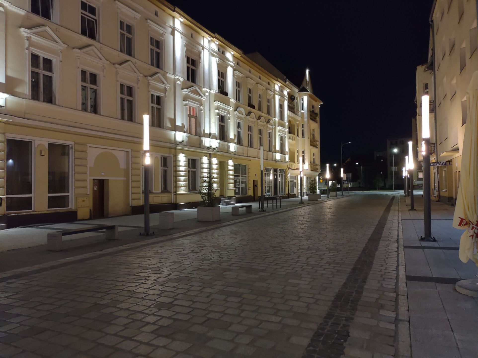 Motorola Edge po kilku miesiącach stała się jednym z najciekawszych smartfonów na rynku 71
