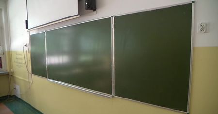 Samorządowcy odpowiadają na groźby Czarnka. “Szkoły ogrzejemy, a minister niech się weźmie do roboty”