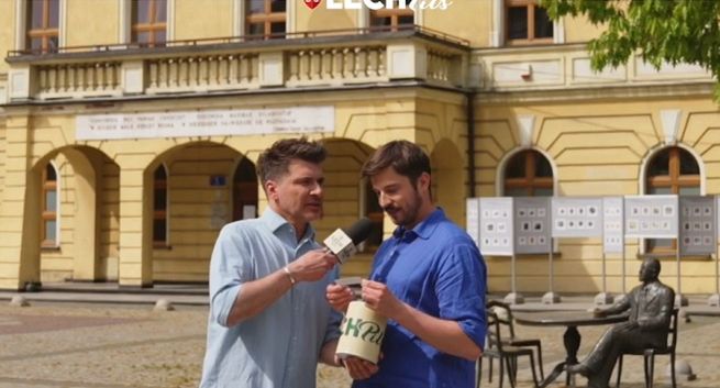 Tomasz Kammel odpytywany przez Wielkopolan w kampanii piwa Lech Pils