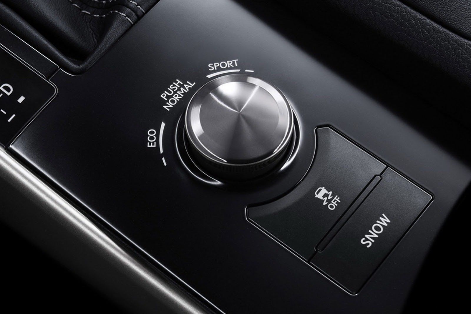 Nowy Lexus IS w pełnej krasie [galeria] 75