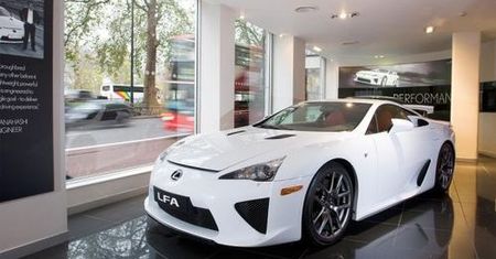 Lexus LF-A w Londynie