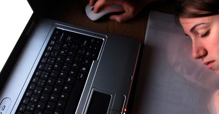 Majówka przed komputerem. Które strony odwiedzają internauci?