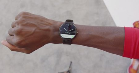 Moto 360 w pełnej krasie. Wygląda świetnie