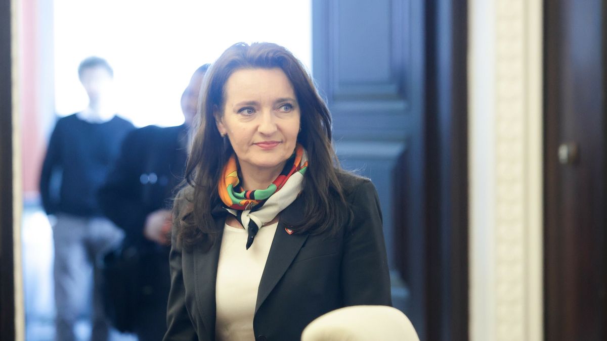 Minister Marzena Okła-Drewnowicz zapowiada, kiedy możemy się spodziewać emerytury do 5 tys. zł wolnej od podatku