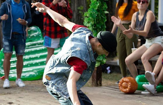 KFC reklamuje letnią nowość, Locos Tacos