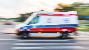Grobla: Pielgrzymka na Jasną Górę przerwana tragedią. Jedna z ofiar trafiła do szpitala w Częstochowie
