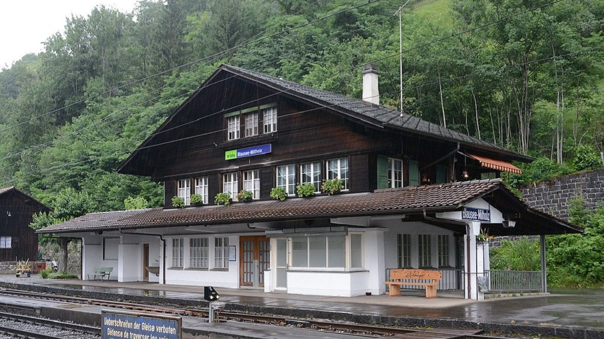 Wieś Mitholz w Szwajcarii