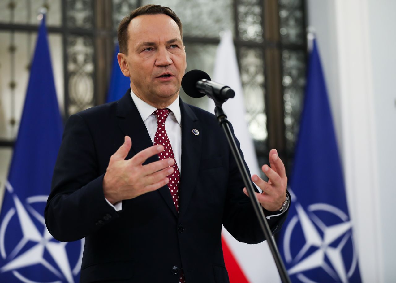 Sikorski ws. Iranu. "Piekielnie skomplikowana sytuacja"