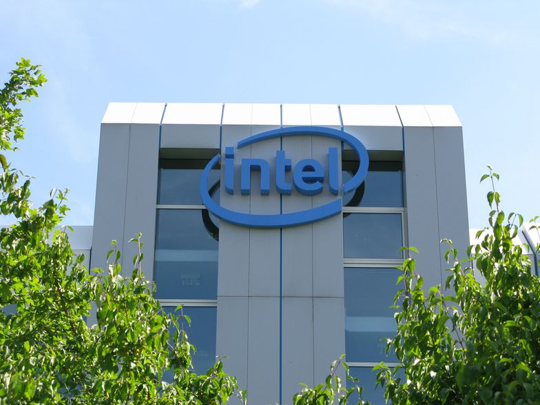 Intel Corp. ma dobre wyniki, ale zwolni aż 12 tysięcy pracowników