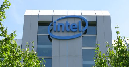 Intel Corp. ma dobre wyniki, ale zwolni aż 12 tysięcy pracowników