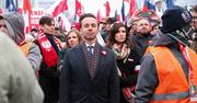 Bosak w tłumie na Marszu. Mówił o "głupich przepisach" i "prowokacjach policji"