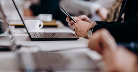 Rachunek zysków i strat: Jak ocenić wyniki finansowe firmy?