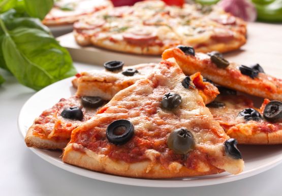 Antykryzysowa Wigilia z pizzą na stole