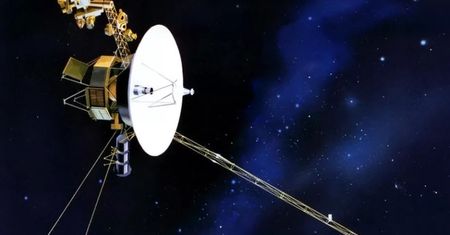 NASA przywróciła pełną komunikację z sondą Voyager II
