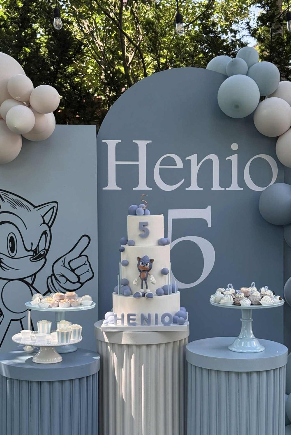 Rozenek urządziła Heniowi wystawne przyjęcie urodzinowe