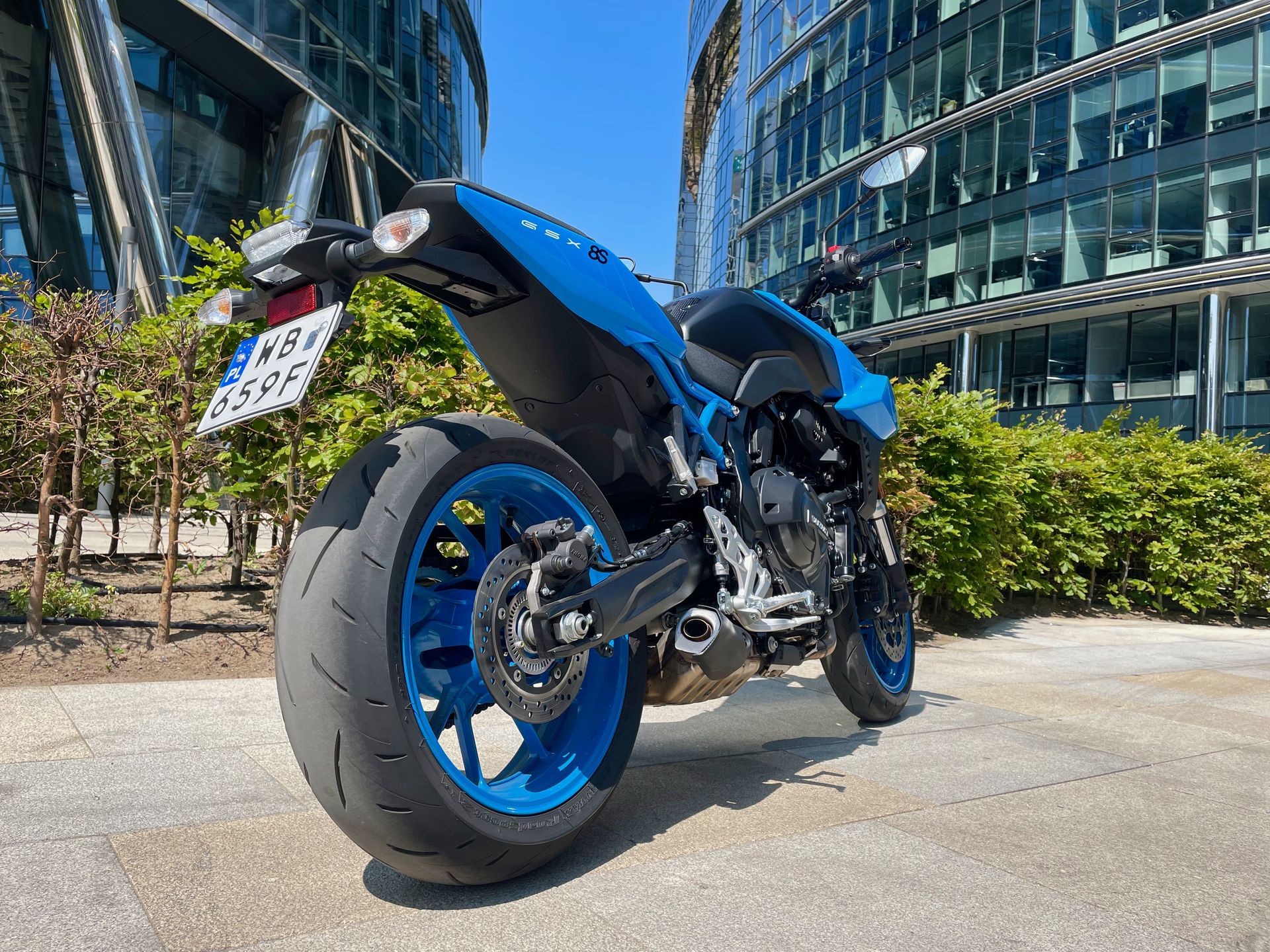 Suzuki GSX-8S