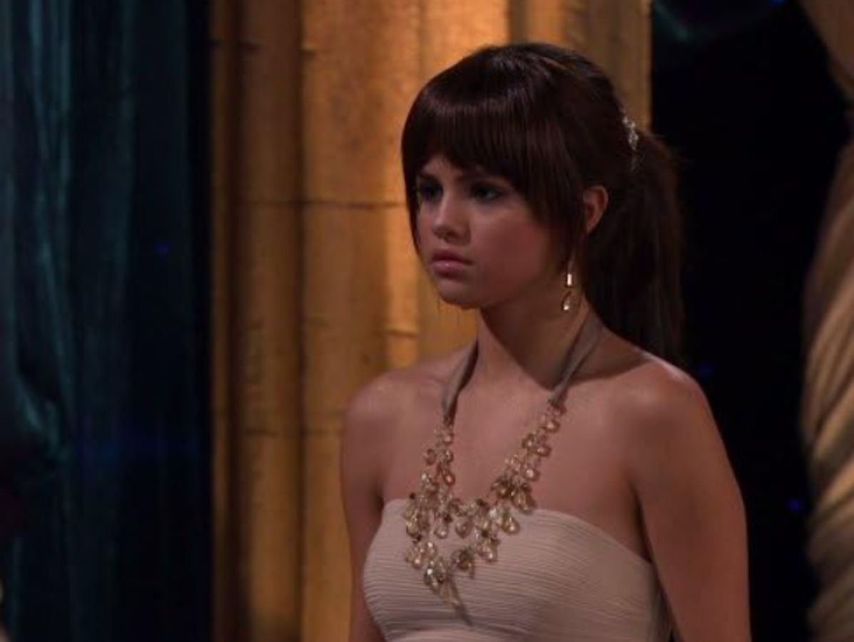 15-letnia Selena Gomez w serialu "Czarodzieje z Waverly Place"