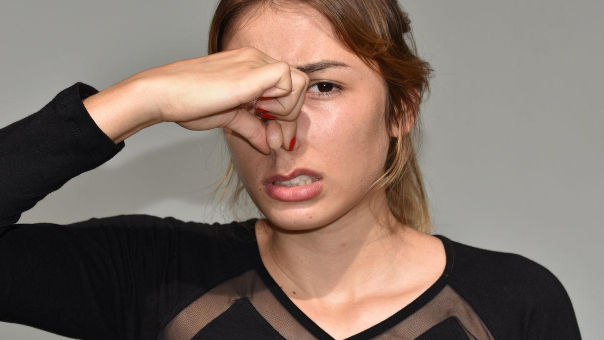 Stinky Diverse FemaleStinky Diverse Femaledtiberio