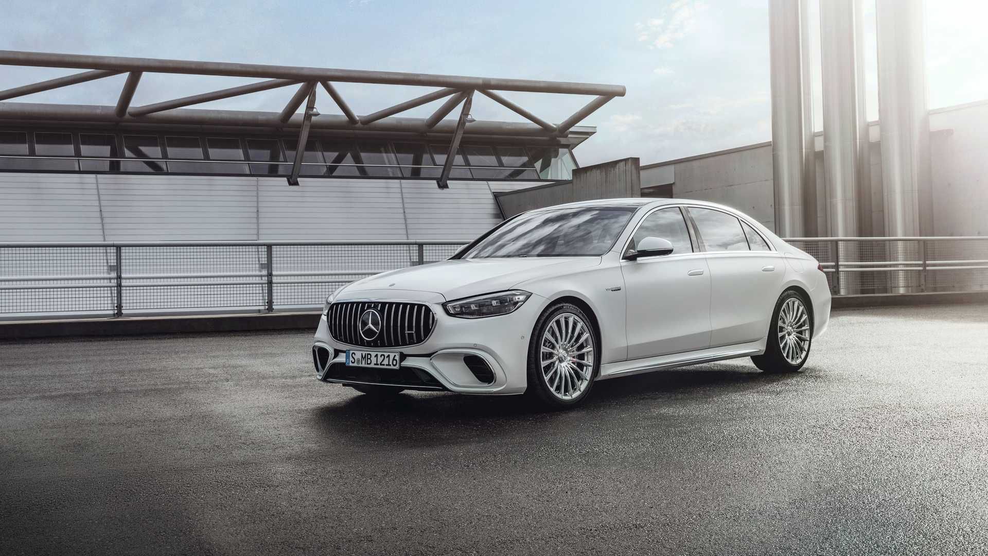 Mercedes-AMG S 63 E Performance Edition 1