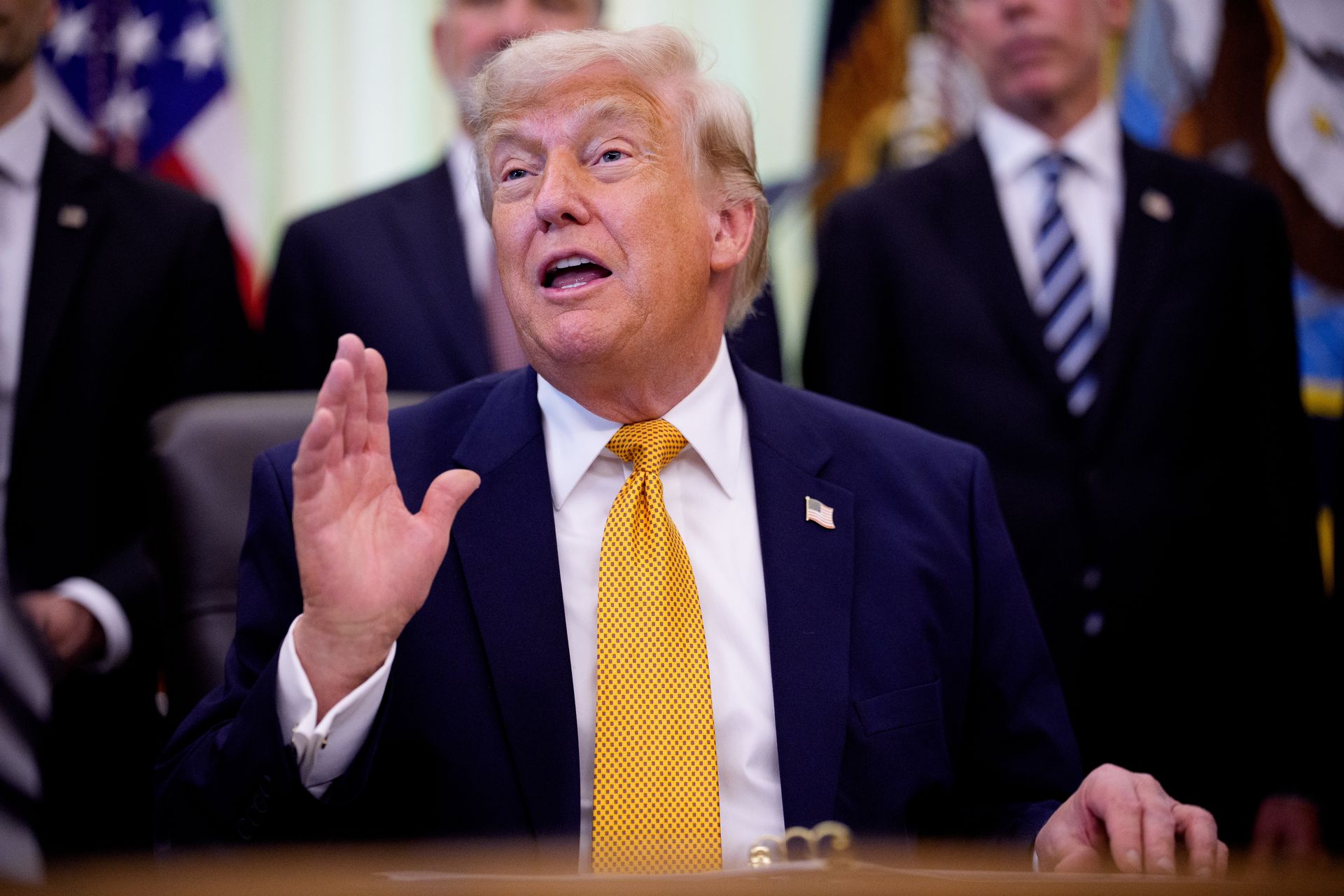 Trump ogłasza sukces i atakuje przeciwników. "Teheran zgodził się"