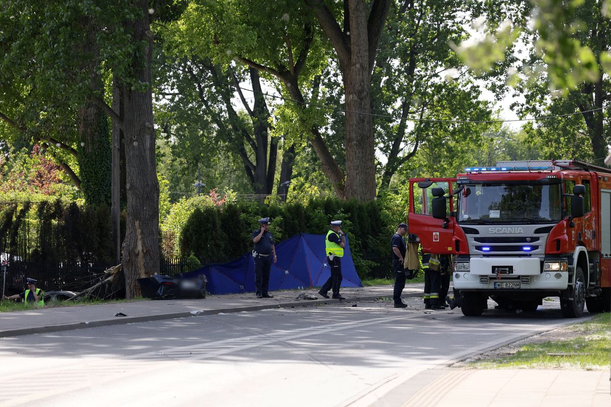 W wypadku na ulicy Vogla na Wilanowie zginęły w maju w pożarze auta trzy osoby