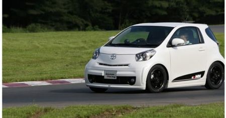 Toyota iQ chce Gazoo