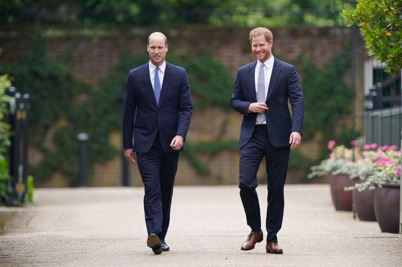 Książę William jest zazdrosny o księcia Harry'ego?