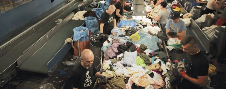 Wtórpol przetwarza dziennie 300 ton używanej odzieży. Ubrania trafiają na eksport, są przerabiane na czyściwo do maszyn i paliwo do pieców.