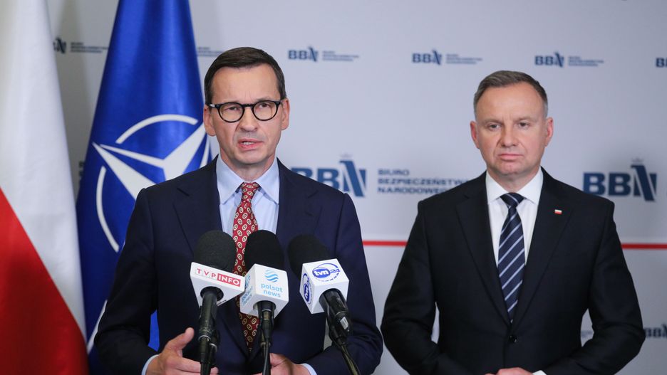 Spadek poparcia dla prezydenta i premiera