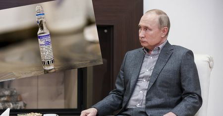 Putin przyjął trzecią dawkę szczepionki. "Czuję się dobrze"