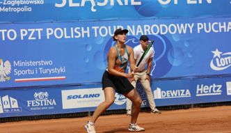 Krótka przygoda Giny Feistel w deblu