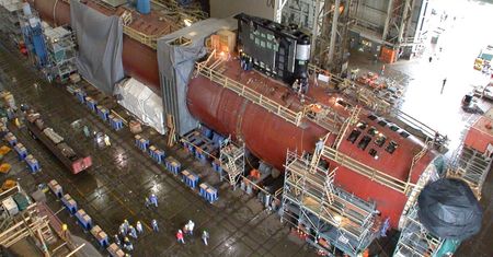 Wadliwe spoiny w atomo­wych okrętach pod­wod­nych i lotnis­kow­cach US Navy