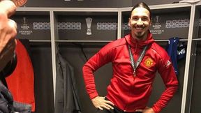 Z nogą w trofeum. Tak piłkarze Man Utd świętowali triumf w Lidze Europy