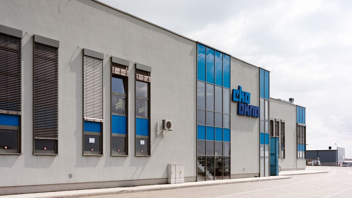 Premie niższe, koszty cięte. Problemy giganta